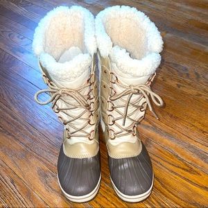 Sorel Tofino II Holiday shearling lined waterproof winter boots w/ rubber sole